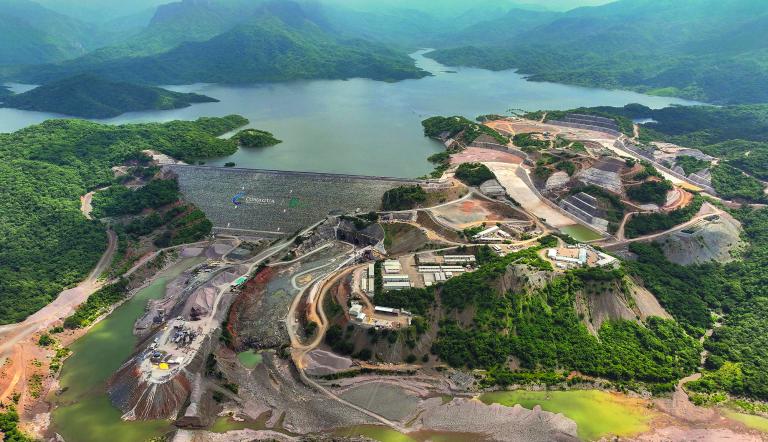 EL ROSARIO, SINALOA, 27SEPTIEMBRE2024.- Inauguran canales de riego de la presa Santa María en Sinaloa que cuenta con una red de distribución de 488 kilómetros. Los nuevos canales de riego buscan mejorar el plan hidráulico interconectado del noroeste, diseñado para incrementar la productividad agrícola de la región.
FOTO: CONAGUA/CUARTOSCURO.COM