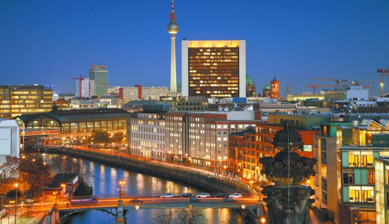 Alemania se salva de la recesión en 3T; se perfila como el de peor crecimiento entre el G7