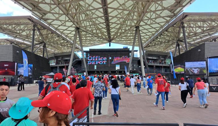 Estadio Alfredo Harp Helú