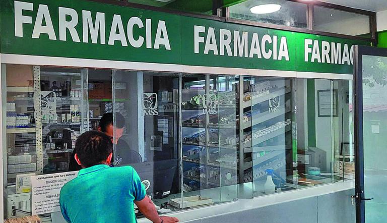 En Aguascalientes, solo el 37% de las recetas fueron surtidas efectivamente, mientras que en Chihuahua y Guerrero el porcentaje apenas superó el 50%. Por otro lado, Morelos destacó como la entidad con el mejor desempeño, alcanzando un 99% de recetas surtidas.