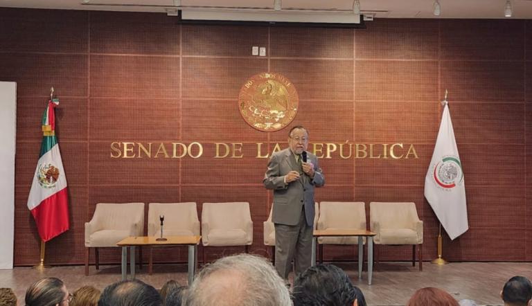 Héctor Moreira Rodríguez, durante su participación en 2023 en el foro "Presente y Futuro del Sector Energético", en el Senado de la República.