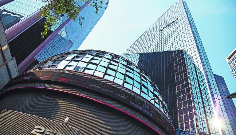 Se requiere la participación de inversionistas institucionales para hacer crecer el mercado mexicano.