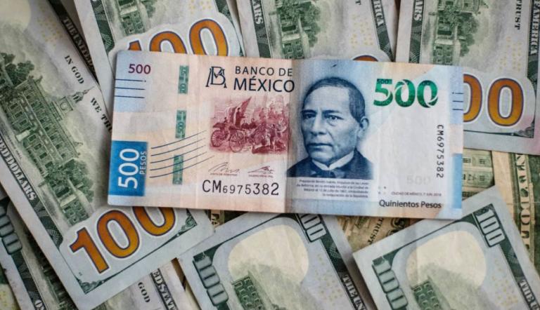 La divisa local recupera terreno tras conocerse que la inflación de México se ubicó dentro del rango objetivo del banco central en la primera quincena de enero.