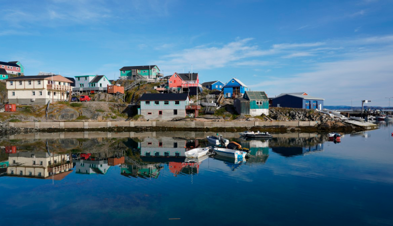 Puerto de Maniitsoq, Groenlandia.