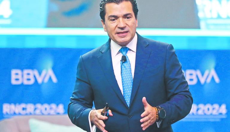 El también vicepresidente del banco español presentó los estados financieros de la entidad.foto EE: Hugo Salazar