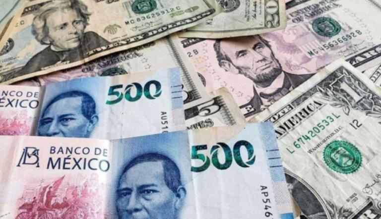 La divisa local perdió terreno después de que el presidente de Estados Unidos, Donald Trump, dijo que los aranceles a México y Canadá entrarán en vigor el próximo martes, como estaba previsto.
Para más información del tema, visita: https://www.eleconomista.com.mx/mercados/precio-dolar-hoy-27-febrero-2025-cuanto-cerro-20250227-748266.html
¡Síguenos en nuestras redes sociales para mantenerte informado!
Twitter: https://twitter.com/eleconomista
Facebook: https://www.facebook.com/ElEconomista.mx
Instagram: https://www.instagram.com/eleconomistamx
LinkedIn: https://www.linkedin.com/company/el-economista/
#ElEconomista #EETV