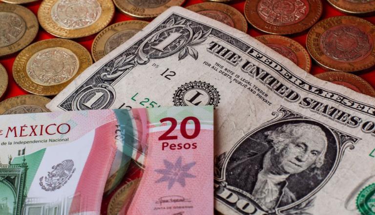 El tipo de cambio baja, manteniendo un mejor ánimo en los mercados globales, en espera de una reunión de altos funcionarios de EU y China el fin de semana.
Para más información del tema, visita: https://www.eleconomista.com.mx/mercados/precio-dolar-hoy-8-mayo-2025-cuanto-cotiza-20250508-758197.html
#TipoDeCambio #Peso #Dólar