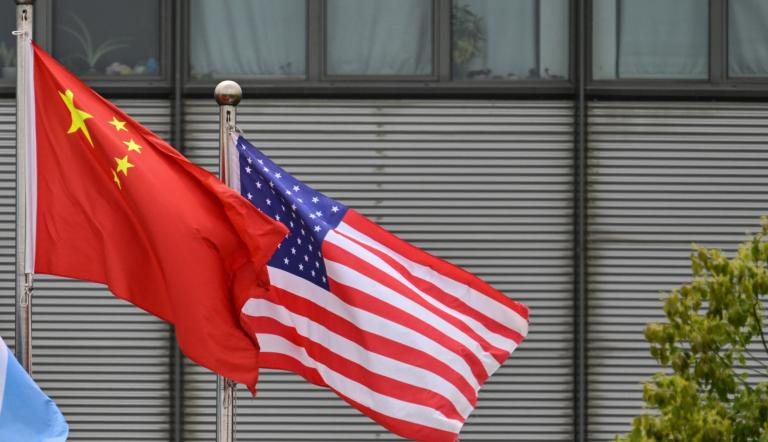 Estados Unidos reducirá los aranceles extra que impuso a China este año del 145% al 30%, mientras que China los reducirá del 125% al 10%.