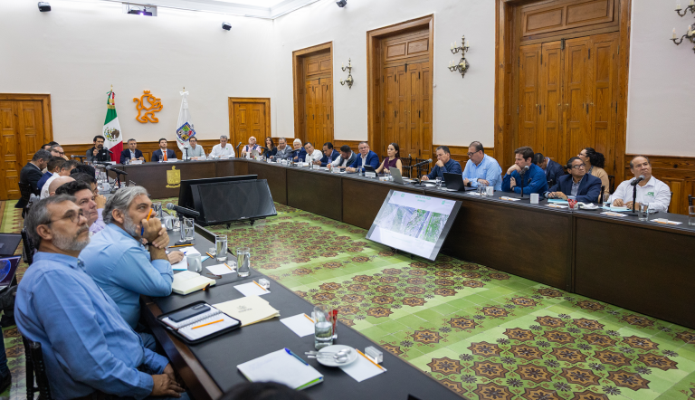 Reunión realizada en el Salón Polivalente del Palacio de Gobierno.