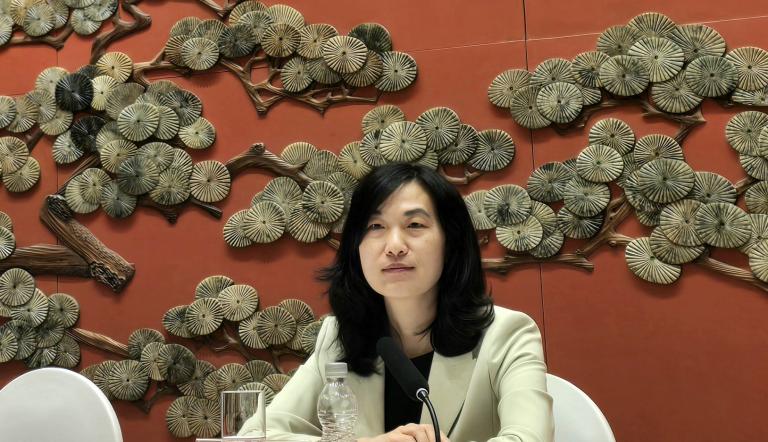 En imagen: Tang Lingyun, subdirectora general del Departamento de América Latina y el Caribe del Ministerio de Relaciones Exteriores de China, en conferenciade prensa sobre las políticas de China hacia América Latina y el Caribe.