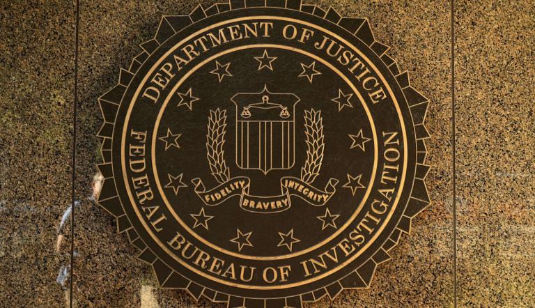 Policía federal de EU abre investigación penal contra exdirectores del FBI  y la CIA