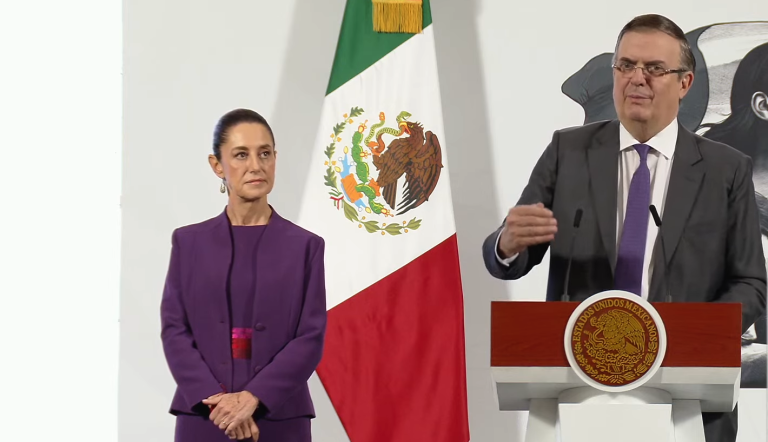 Gobierno anuncia inversión de 10,480 millones de pesos en industria farmaceútica