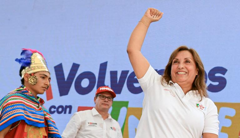 Dina Boluarte, presidenta de Perú.