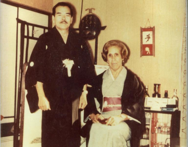 Yoshigei Nakatani y su esposa