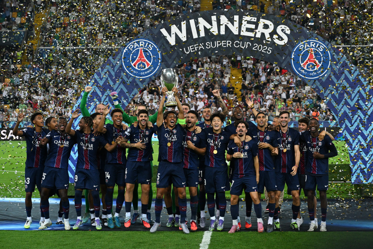 PSG alcanza cinco títulos en 2025