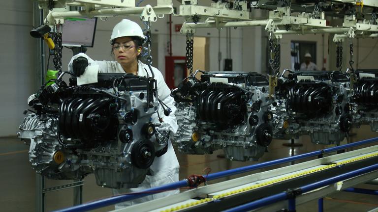 RECORRIDO HONDA - RECORRIDO POR LA PLANTA HONDA EN CELAYA, GUANAJUATO. LOS MOTORES DE LA MARCA PASAN POR LA ULTIMA REVISION UNA VEZ ARMADOS.