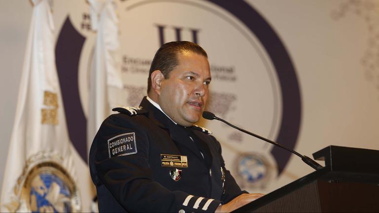 MANELICH CASTILLA CRAVIOTTO,  DURANTE EL III ENCUENTRO INTERNACIONAL DE DIRECTORES DE EDUCACION POLICIAL . FOTO :HUGO SALAZAR / EL ECONOMISTA .