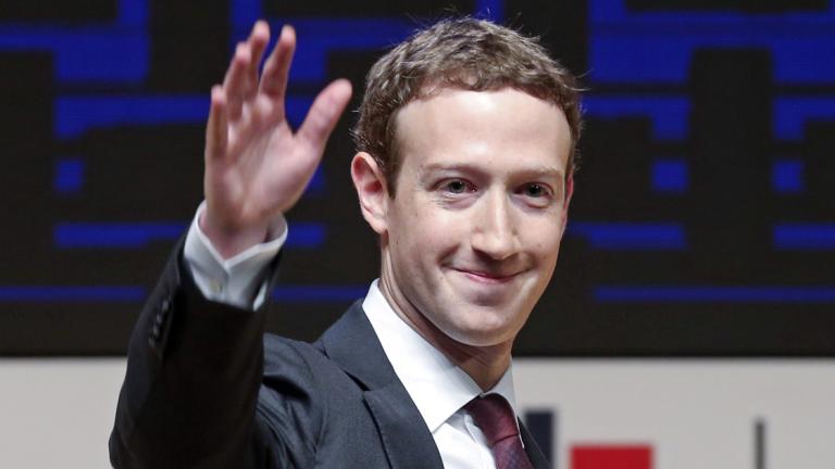 Zuckerberg, fundador de Facebook añadió 23,600 mdd en 2017 y suma ya 72,000 millones.