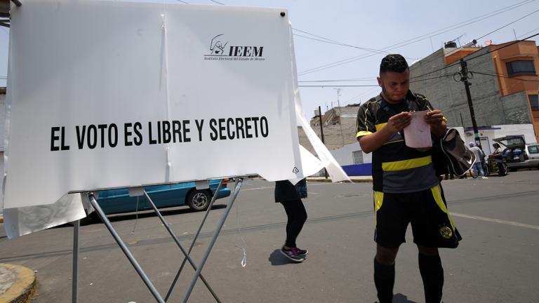 Casillas electorales, en Ciudad Neza, durante el proceso electoral de 2017 en el Estado de México. Foto EE: Eric Lugo