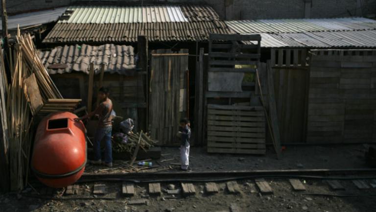 En México existe una diferencia de casi 15 veces lo que ingresa una persona que está en el quintil I, que lo que gana una persona del quintil V, dijo el CEEY.