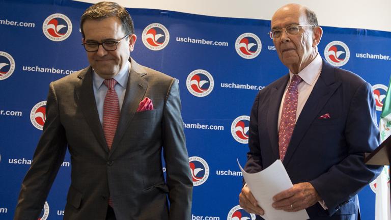 US Secretary of Commerce Wilbur Ross (R) and Mexican Minister of Economy Ildefonso Guajardo Villarreal leave following a press conference about an agreement on Mexican sugar export issues at the US Chamber of Commerce in Washington, DC, June 6, 2017. / AFP PHOTO / SAUL LOEB