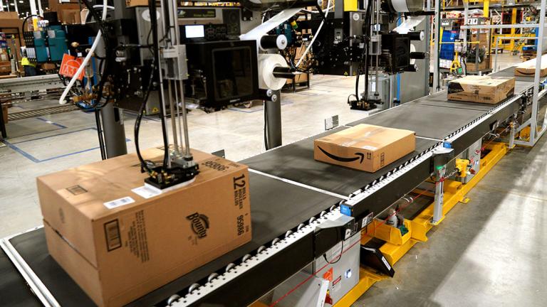 US-AMAZON-OPENS-NEW-FULFILLMENT-CENTER-IN-AURORA,-COLORADO