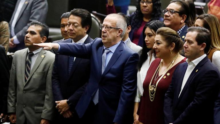 Economist Carlos Urzua is sworn in as Mexico