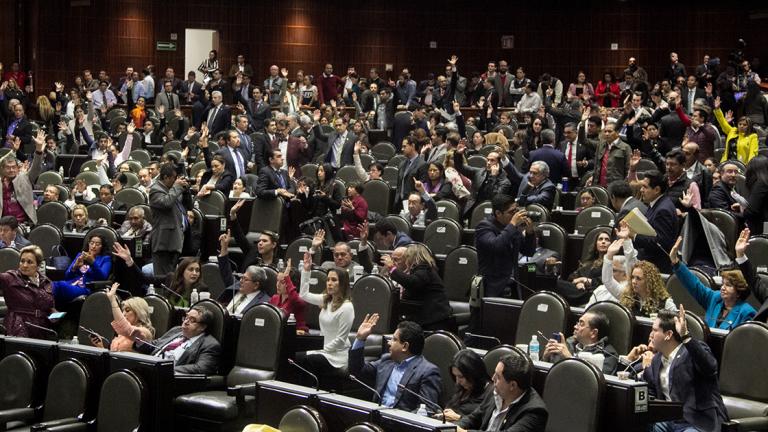 CIUDAD DE M�XICO, 19DICIEMBRE2018.- Fue aprobada la Ley de Ingresos propuesta por AMLO. Dicha iniciativa contar� con un incremento de 23 mil millones de pesos al presupuesto. FOTO: GALO CA�AS /CUARTOSCURO.COM