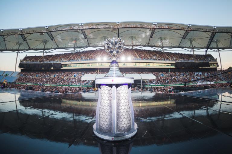 Foto: Trofeo para el ganador del Campeonato Mundial de League of Legends 2018 que se llevó a cabo en Corea de Sur. Foto: Cortesía Riot Games