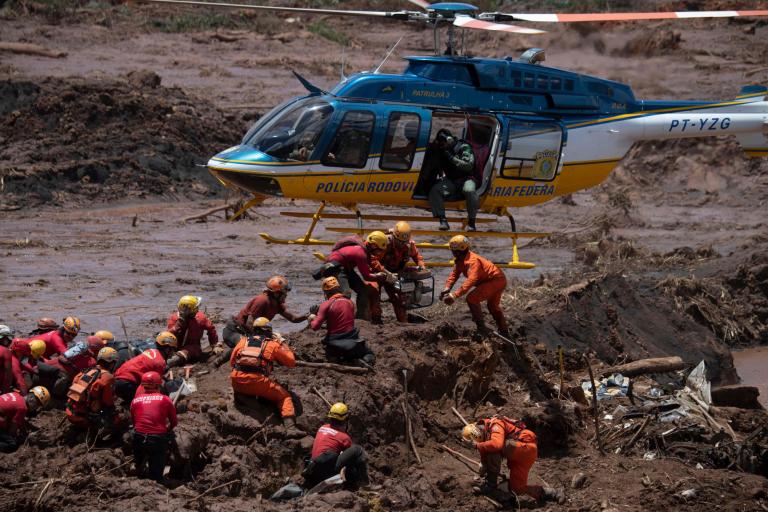 El 25 de enero, una presa con desechos mineros de la compañía Vale se reventó en Brumadinho y dejó entonces 217 muertos y 84 desaparecidos. Foto: AFP.