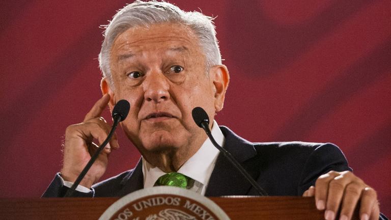 CIUDAD DE MÃ‰XICO, 16ABRIL2019.- AndrÃ©s Manuel LÃ³pez Obrador, presidente de MÃ©xico, durante la conferencia matutina donde anunciÃ³ un incremento en personas afiliadas al Seguro Social. Asimismo, se dedicÃ³ a las preguntas de comunicadores. FOTO: GALO CAÃ‘AS /CUARTOSCURO.COM