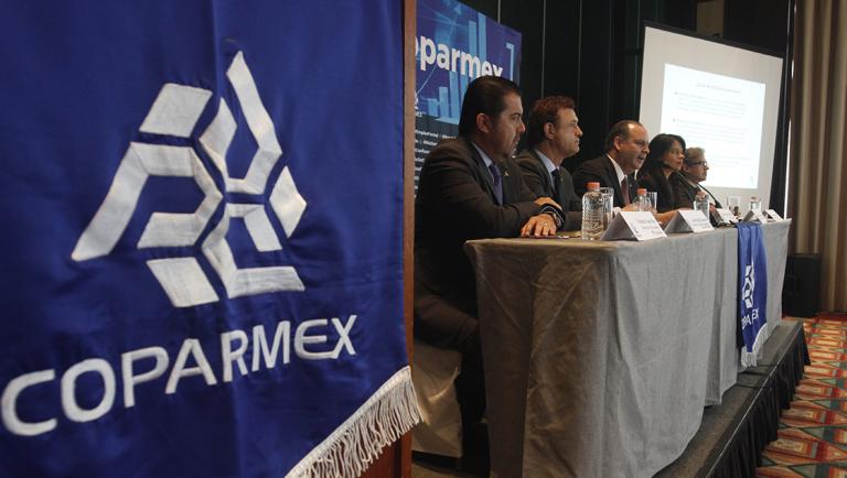 MEXICO. CIUDAD DE MEXICO. 07ENE18. PRESENTACION DEL PROYECTO DATA COPARMEX, PRESIDIDO POR FRANCISCO L�PEZ D�AZ DIR GENERAL COPARMEX; JES�S PADILLA ZENTENO PRES DEL CENTRO EMPRESARIAL CDMX; GUSTAVO DE HOYOS WALTER PRES NACIONAL COPARMEX; VIRIDIANA RIOS CONTRERAS ASESORA ECON�MICA COPARMEX. ERIC LUGO