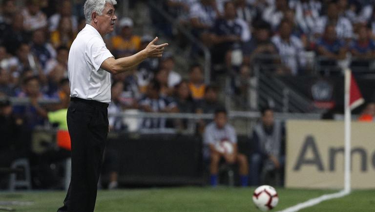 Tigres Head Coach Ricardo Ferretti gives instructions to his players on the pitch, during the CONCACAF Champions League final soccer match between Tigres and Monterrey, in Monterrey, Mexico, Wednesday, May 1, 2019. (AP Photo/Rebecca Blackwell)