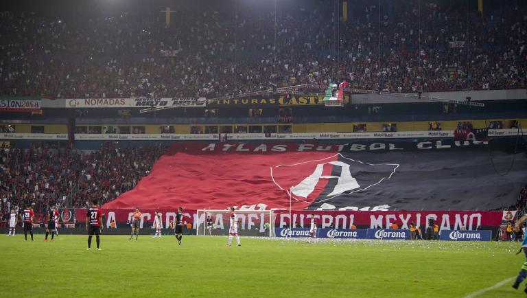 029090716RCM_ATS_NOB_FANS - Foto de accion durante el Partido amistoso Atlas vs Newells Old Boys en el Estadio Jalisco, Partido Correspondiente a los festejos del Centenario del Equipo Atlas, en la foto: Fans---09/07/2016/MEXSPORT/ Cristian de Marchena