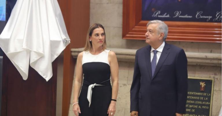 El presidente Andrés Manuel López Obrador, durante la ceremonia conmemorativa del Centenario Luctuoso de Amado Nervo, en Tepic, Nayarit. Foto: Notimex