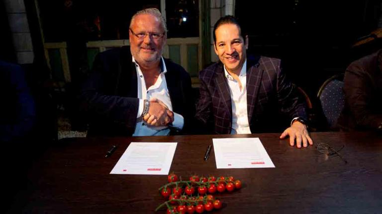 Ron Van der Knaap, presidente del grupo agroalimentario Van der Knaap, con el gobernador Francisco Domínguez Servíen. Foto: Cortesía Gobierno de Querétaro. 