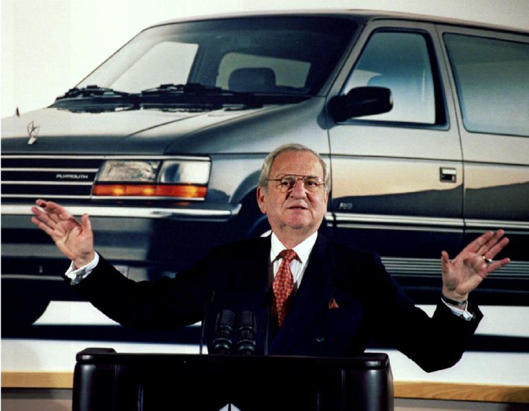 Lee Iacocca, durante una presentación de resultados de Chrysler. Foto: Archivo Reuters