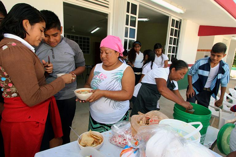 A la Secretaría del Bienestar se le eliminarán 10 programas, entre los que destacan Comedores comunitarios