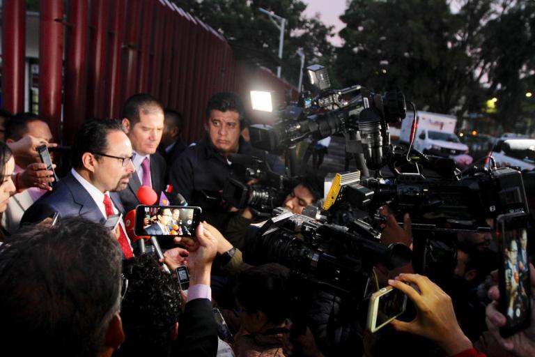 Alejandro Olea, uno de los abogados de Rosario Robles Berlanga. Foto: Notimex.