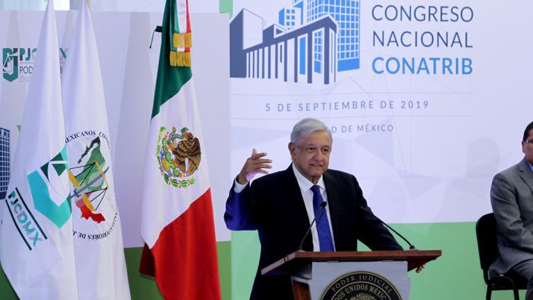 El presidente Andrés Manuel López Obrador inauguró este jueves el XLII Congreso Nacional de Tribunales. Foto: Notimex