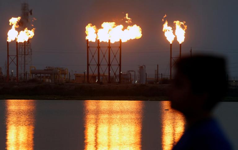 Instalaciones de Saudi Aramco, tras el ataque del 15 de septiembre. Esta imagen fue distribuida por la agencia Reuters de redes sociales. Foto: Reuters