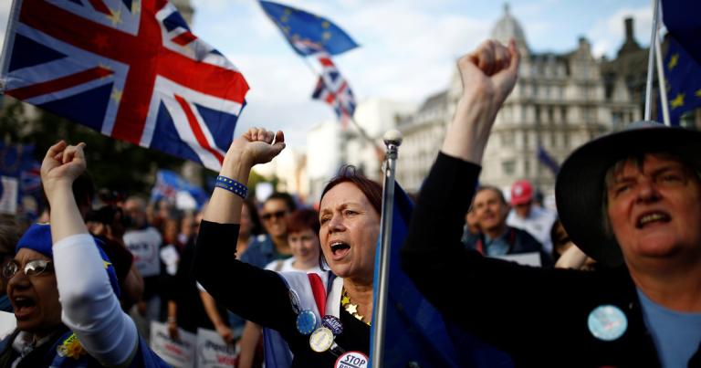 Aunque el primer ministro británico Boris Johnson insiste en que el país abandonará la UE el 31 de octubre incluso sin acuerdo, el Parlamento británico aprobó una ley que dice que debe solicitar un aplazamiento. Foto: Reuters