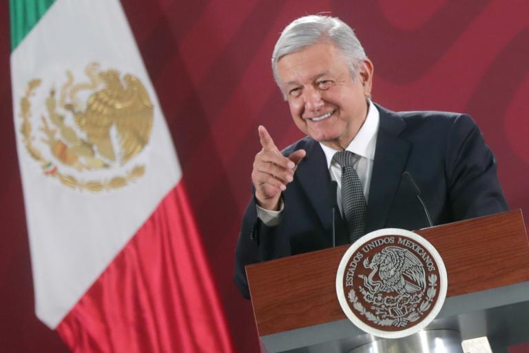 El mandatario López Obrador, ayer lunes en su conferencia mañanera. Foto: Especial