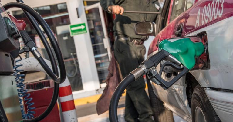 La Segunda Sala de la SCJN consideró que la regla de combustible modificado de la CRE era "unilateral" y pidió una evaluación más rigurosa basada en la ciencia. Foto: Cuartoscuro