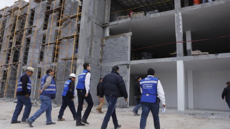 El gobernador de Tamaulipas, Francisco García Cabeza de Vaca, supervisó el avance en la construcción de cuatro de las obras más emblemáticas. Foto EE: Cortesía @fgcabezadevaca