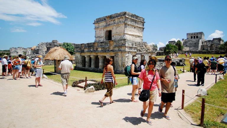 Eduardo Paniagua Morales, dirigente de la AMAV, dijo que el objetivo es crear nuevos productos turísticos que generen nuevas experiencias a los turistas tanto a nivel local, regional y nacional. Foto EE: Gilberto Marquina