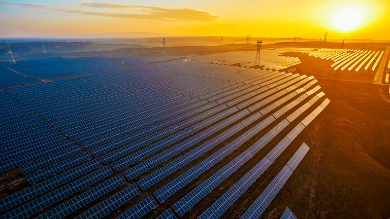 En el sexenio pasado, la generación solar pasó de 30 megawatts a 4,519 megawatts. Foto: Shutterstock.