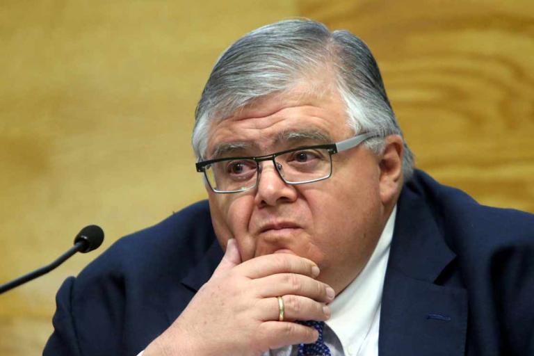 Agustín Carstens escribió  en el Financial Times que debe de haber soluciones "urgentes" más ambiciosas que las usadas durante la crisis financiera de 2008. Foto: Reuters