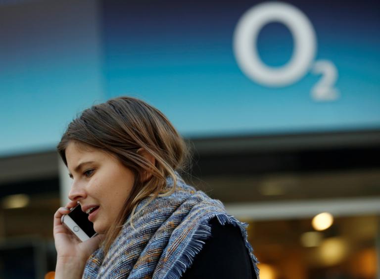 En enero de 2015 Telefónica pactó con Hutchison Whampoa la compraventa de O2 por 13,500 millones de euros, pero la Comisión Europea vetó la operación. Foto: Reuters