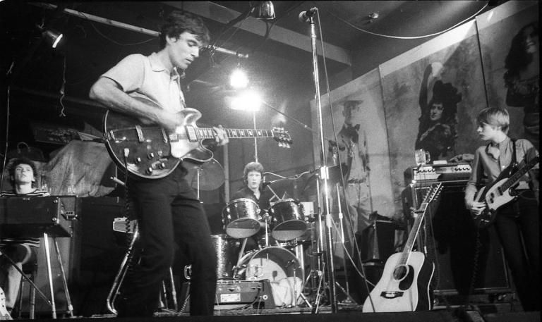 Talking Heads: Jerry Harrison, David Byrne, Chris Frantz y Tina Weymouth. Foto. Twitter Chris Frantz